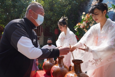 丽江千古情“花痴节”，邀你开启一场春天的浪漫之旅！
