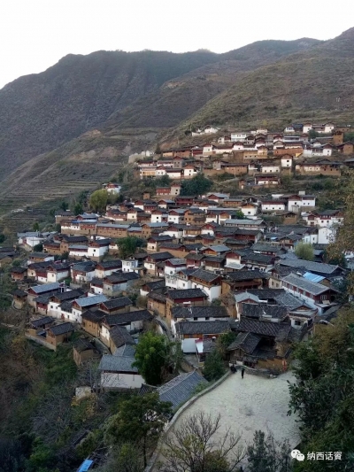 揭秘悬崖绝壁上的天险之城——丽江宝山石头城的前世今生
