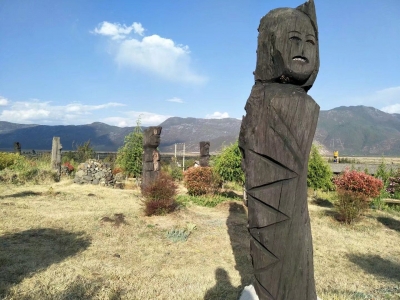 奇妙丽江纳西文化之旅：出发东巴万神园