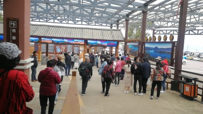 33.55万人次清明假期游丽江 实现旅游收入3.82亿元