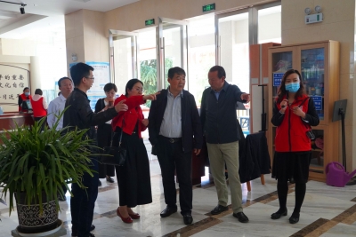 共享书香 传递爱心 丽江获捐赠100万码洋图书