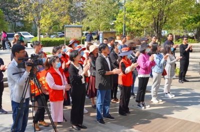 共享书香 传递爱心 丽江获捐赠100万码洋图书