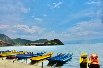 看一眼就心醉！夏日里的丽江泸沽湖有多美？