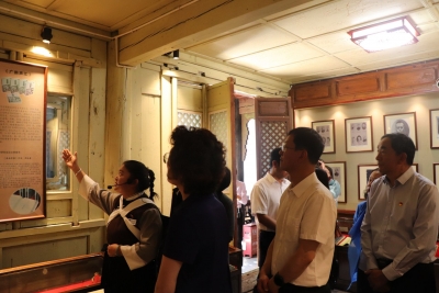 新身份！丽江古城方国瑜故居挂牌“九三学社全国传统教育基地”