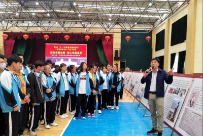 永胜边屯文化博物馆进校园开展 “学习党史、传承文化、增进团结”活动 