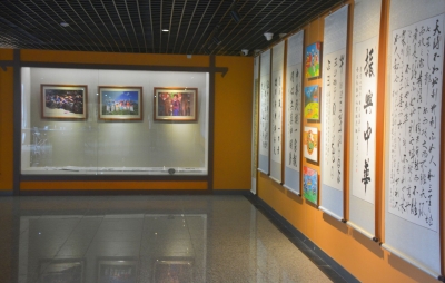 丽江宁蒗书画传情、摄影递爱庆祝建党百年 