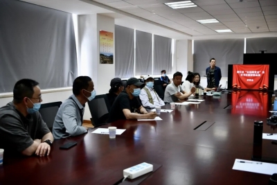 丽江市“永远跟党走”美术书法摄影精品展举行评审会