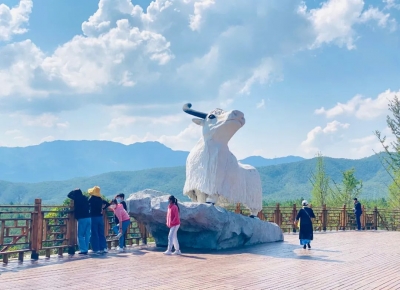 游客点赞拉市海服务区像景区！大丽高速景观再提升