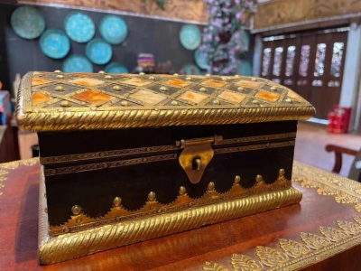 探店 | 丽江这个巷子里，藏着一家异域风情的“颜值”店！