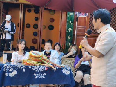 国庆黄金周，丽江古城接风楼迎来北京的研学师生！
