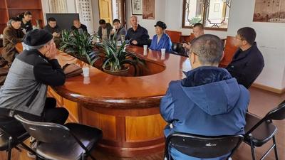 这块立于1945年的石碑，捐赠丽江市博物院啦！