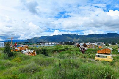 ​用废品造房子是怎样的体验？丽江“荒野之国”乔小刀讲给大家听