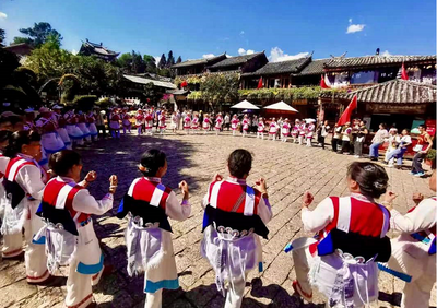 过年在丽江丨准备好了吗？去丽江古城四方街逛年货节！