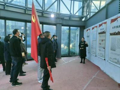 红军长征过丽江图片展在华坪开展