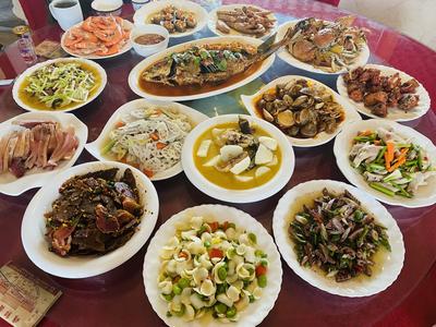 ​过年在丽江丨福虎迎春，丽江除夕年夜饭大赏！