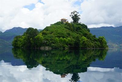 泸沽湖新航线开通 超低价机票+免景区门票 飞来触摸清凉