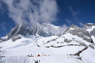 解锁在丽江过凉爽夏天的方式