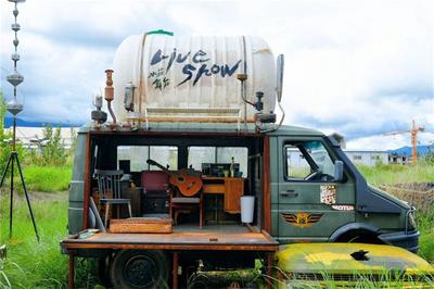 到丽江“荒野之国” 畅玩童趣乐园 