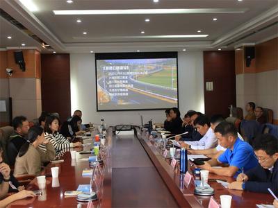 2022年度旅行者大会新文旅研讨 媒体、嘉宾、旅行达人齐聚 为丽江文旅发展建言献策