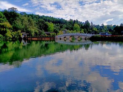 好山好水好文化 就在丽江黑龙潭公园 想去走走吗