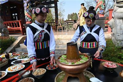 丽江“三多节”精彩出圈！