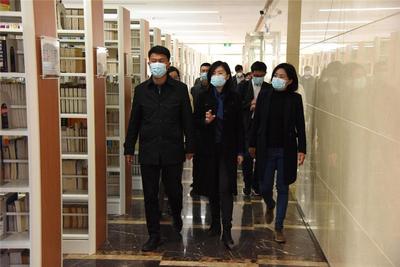 国家图书馆一行到丽江市图书馆调研指导工作