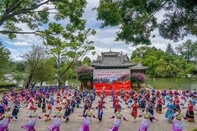 古城区文化馆“我们的中国梦 ·文化进万家”民族广场舞培训活动举行