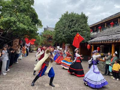 迎中秋 庆国庆｜景色优美、活动丰富……快去“打卡”丽江千古情景区！