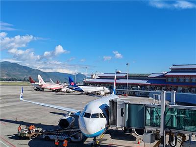 中秋国庆期间丽江机场共运输旅客20.7万人次