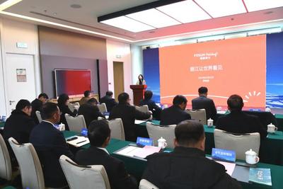 浦虹出席“一滴水经过丽江”研学旅游产品发布会强调：努力把丽江打造成为中国最佳研学旅游目的地