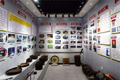 南华县文旅局积极帮助一街乡草甸发村委会完成村史馆建设