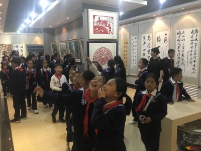 双柏县：打造百姓舞台 唱响群众大戏