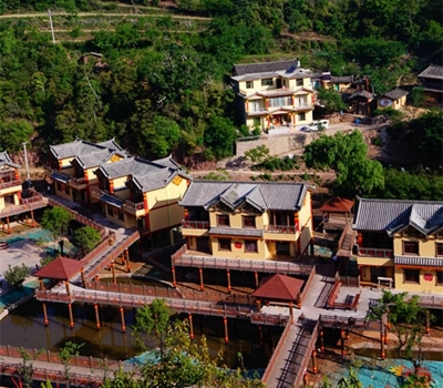 走起，去南华咪依噜风情谷赏美景、享美食、感受彝族风情！
