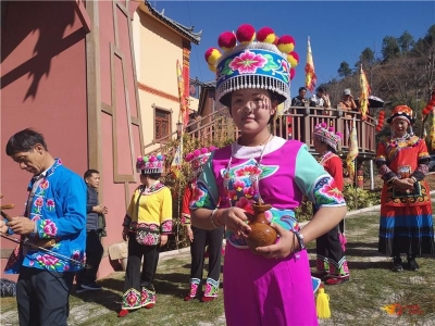 走起，去南华咪依噜风情谷赏美景、享美食、感受彝族风情！