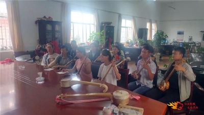 双柏县文化馆举办“啊乖佬”培训班