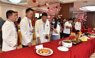 美食大赛荟萃佳肴小吃  尽显南华味道