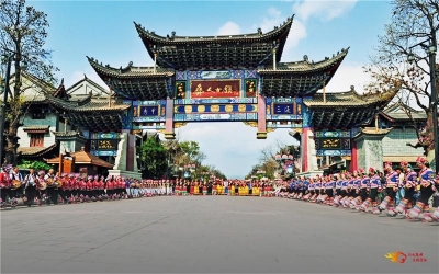 好听！楚雄人的原创歌曲《红火楚雄，我心爱的地方》