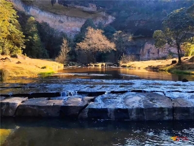 武定水城河：秋天里绮丽绝美的山水画卷