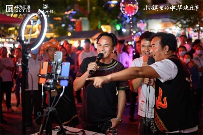 欢乐加码！楚雄彝人古镇迎来火热黄金周