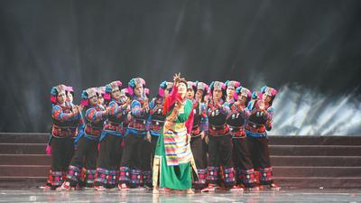 牟定优秀新剧（节）目精彩亮相，展现“左脚舞之乡”风采