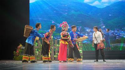 楚雄市、南华县优秀新剧（节）目组台演出  呈现精彩艺术盛宴