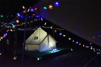 观云海星空，伴萤火虫鸣，这个大山里的露营地值得打卡！