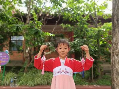 【云南人游楚雄】包粽子、制香囊、划龙舟……体验端午民俗，享亲子欢乐时光！