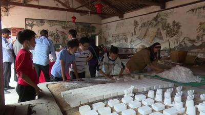 国庆假期楚雄旅游以“一日游、本地游、周边游、近郊游”为主流