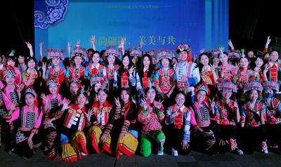 南华彝族歌舞进东南大学  民族打跳促交流