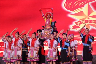 以青春姿态礼赞百年风华，文山州文化志愿者文艺演出圆满落幕