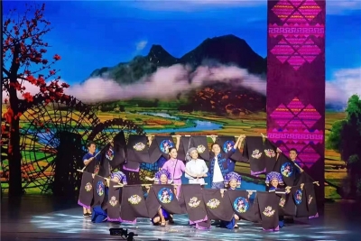 文山《壮绣缘》上演 一部小戏包含三项非遗