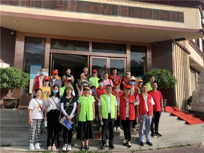 文山州文旅局开展“双报到双服务双报告”暨党员进社区创卫工作主题党日活动