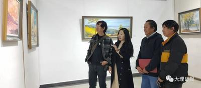 迎接大理州第四个“民族团结进步日”，60多件“绵绣大理”美术精品开展
