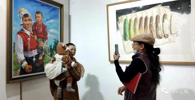 迎接大理州第四个“民族团结进步日”，60多件“绵绣大理”美术精品开展